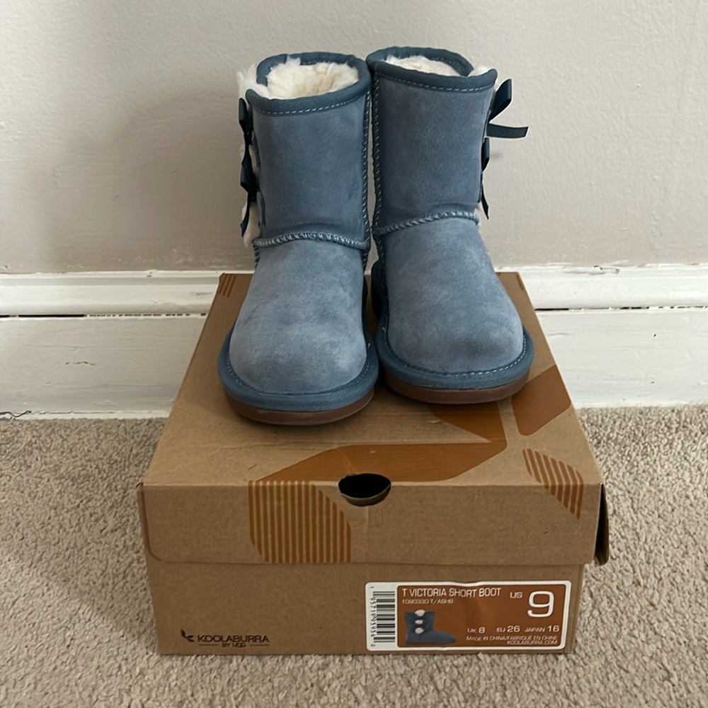 Girls Side Bow Uggs